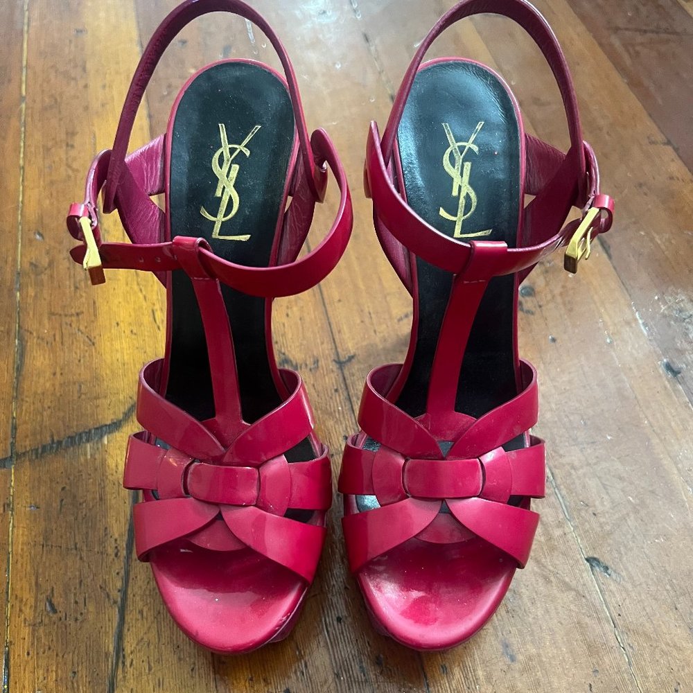 Yves Saint Laurent Hot Pink Patent Leather Heels